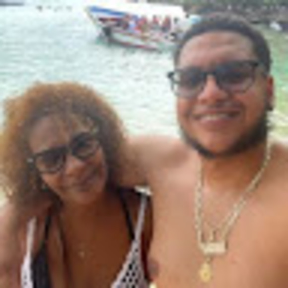 Meet your Posher, Yannette - Picture 1 of 1